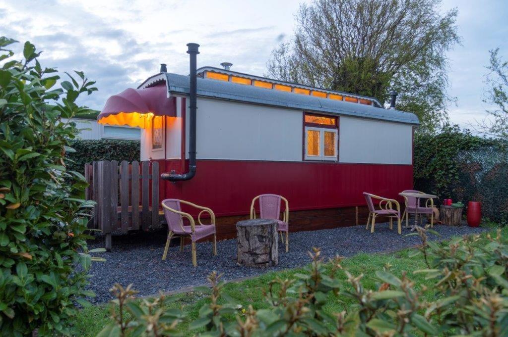 De Wagen Hotel Egmond Binnen Bagian luar foto