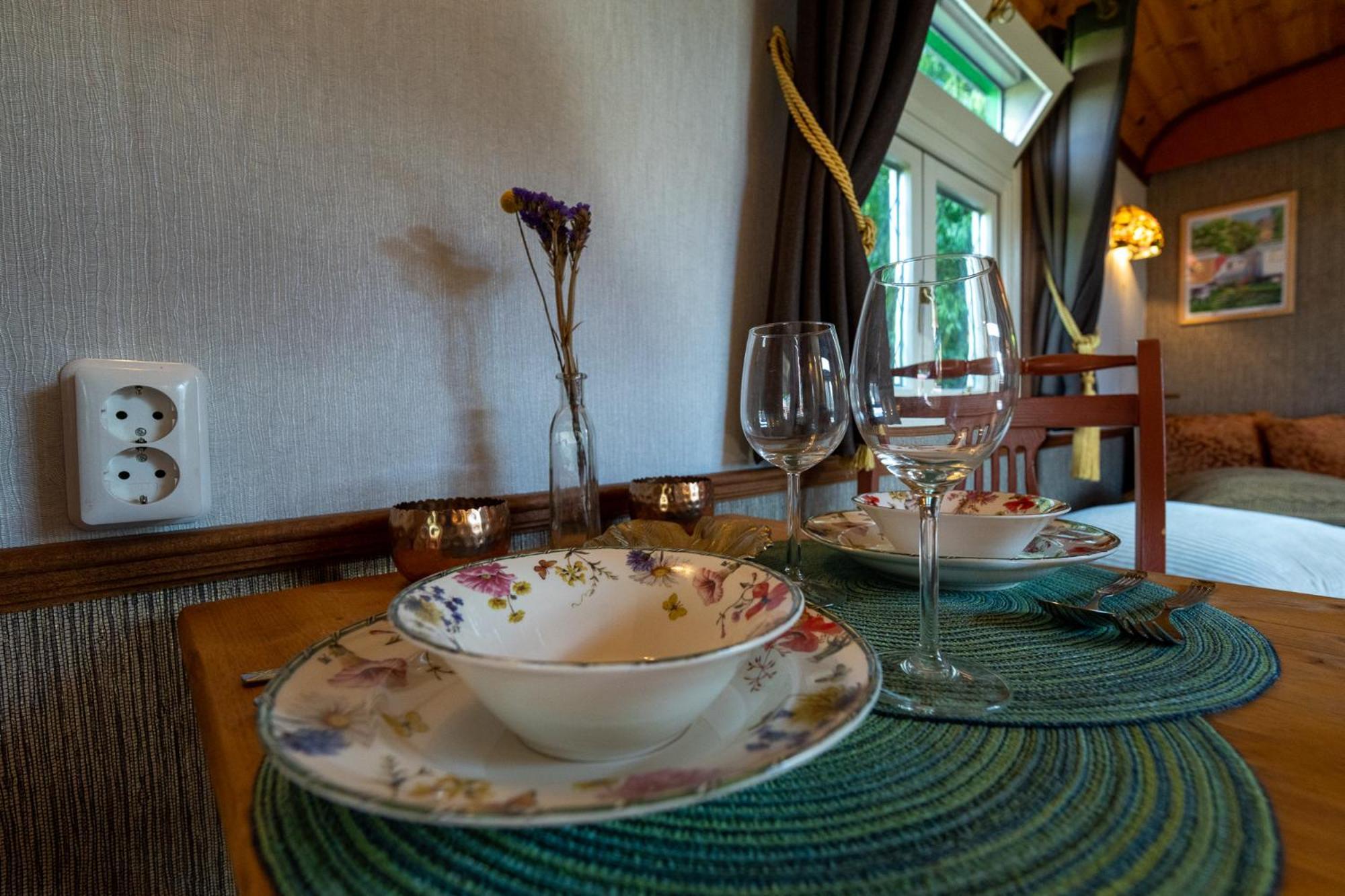 De Wagen Hotel Egmond Binnen Bagian luar foto